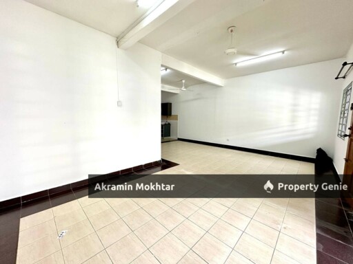 Double Storey Terrace Intermediate Seksyen 5, Kota Puteri, Rawang