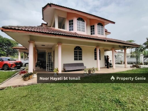 Section 7 Shah Alam, 2sty Corner House for Sale RM880k