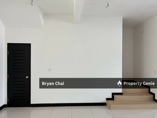 Bandar Tiram Brand New Unit For Rent