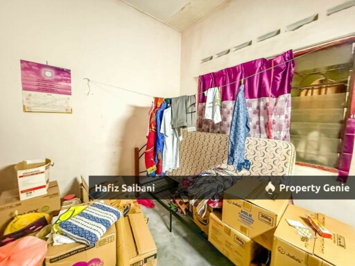 TERES SETINGKAT TAMAN PERWIRA TELOK PANGLIMA GARANG