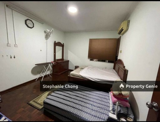 University Towers, Opposite UM Medical Centre, Renovated & Furnished!