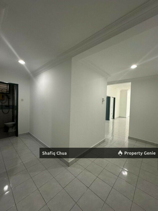 Spacious Unit Well Kept 162 Residency Apartment, Selayang For Sale