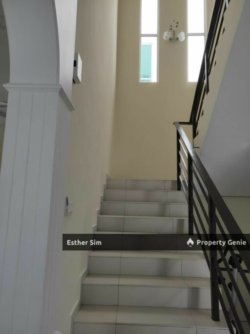 Gated/Guarded 2 STorey Semi-D House in Taman Vila Indah @ Bukti Tengah