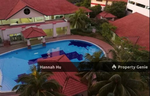 Vista Pinggirian Apt Seri Kembangan BMV RM98k