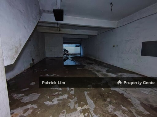 Taman Merdeka Spacious Ground Floor Shop Lot (For Rent)