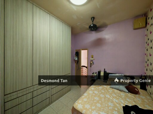 Park Avenue, Seremban 2, Garden Avenue, Semi Renovated, (Facing No House)