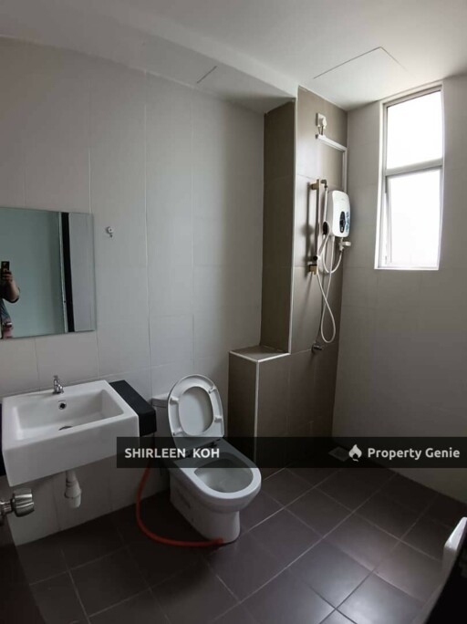 Female Room for Rent at Suriamas Suites @ Larkin JB Town