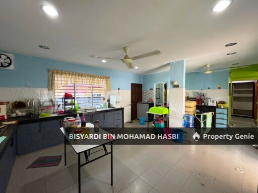 CORNER LOT 2 STOREY JALAN TELIPOT, BUKIT SENTOSA RAWANG .