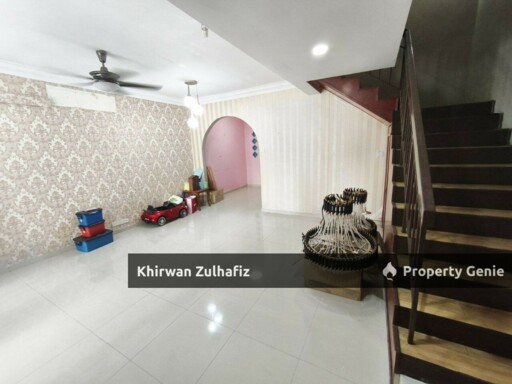 Jalan Semarak Bukit Beruntung Double Storey Terrace Facing Open For Sale