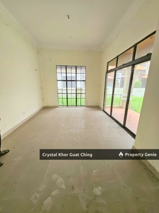 3 Storey Bungalow at D'Residence, Near Queensbay