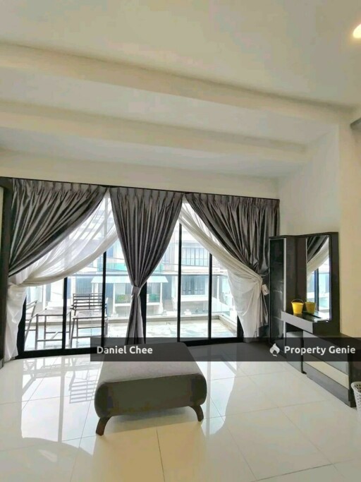 Ipoh South Precinct 3 Storey End Lot With Fully Furnished House For Sale