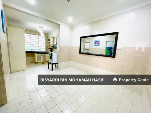 FACING OPEN 2 STOREY END LOT, TAMAN VISTA EMAS, BANGI .