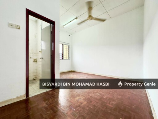 HOT LOCATION‼️ & SPACIOUS UNIT‼️ Double Storey Jalan Turmalin, Seksyen 7 Shah Alam.