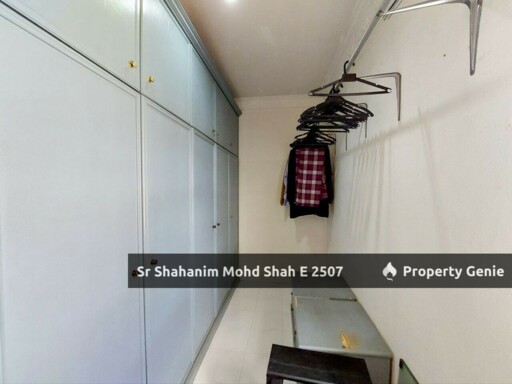 DOUBLE STOREY HOUSE AT TAMAN ALAM MEGAH SEKSYEN 27 SHAH ALAM  END LOT UNIT, RARE UNIT WITH BIG SIZE
