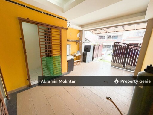FREEHOLD, FULLY EXTENDED & RENOVATED | Double Storey Terrace, Taman Sri Gombak, Fasa 9