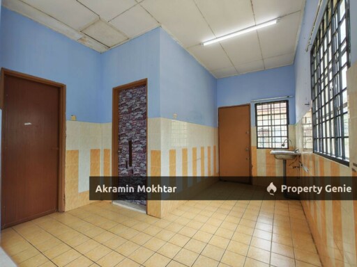 End Lot Single Storey Terrace House @ PKNS Antara Gapi.