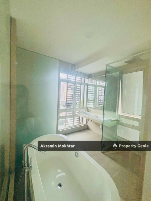 TWO AND HALF STOREY HYPERLINK DUTA VILLA PRESINT 14 PUTRAJAYA