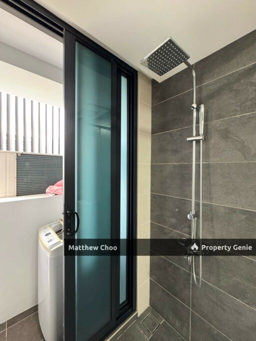 🔥 *Almas Suites全家私studio 靠近第二通道 低楼层 适合怕高的Tenant*     *FOR RENT*  📍 *Almas Suites @ Puteri Harbour @ 79000 Iskandar Puteri*  - Service Residence - Level 7 * Studio * 1 Bathroom * 521sqft * Fully Furn