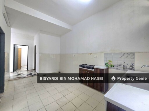 Single Storey Terrace  Jalan Tanjung Rhu  Seksyen 30, 40460 Shah Alam