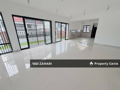 Elmina Green 7, Shah Alam | 2-Storey Terrace 5 Bedrooms | RM1.5M - Endlot, Brand New, Extra Land Back and Side