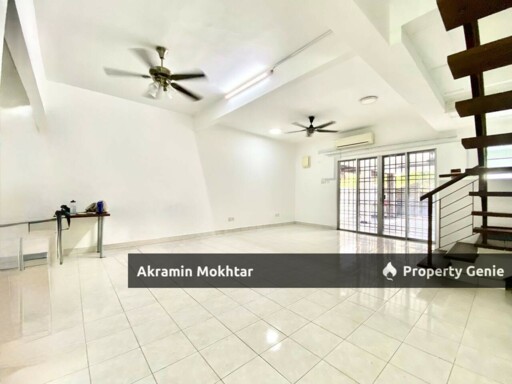 FREEHOLD, RENOVATED & PARTIALLY FURNISHED | Double Storey Terrace@Laman 2, Bandar Seri Putra