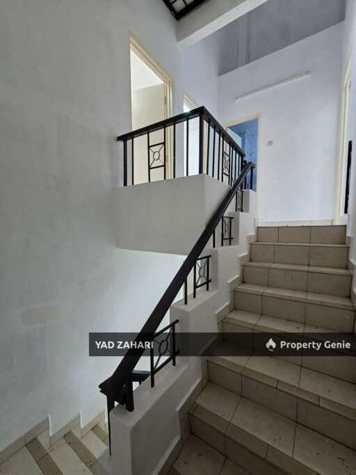 Taman Mutiara Kemuning, Shah Alam | 2-Storey Terrace 4+1 Bedrooms | RM500K - Facing Open with Spacious Land 20*70