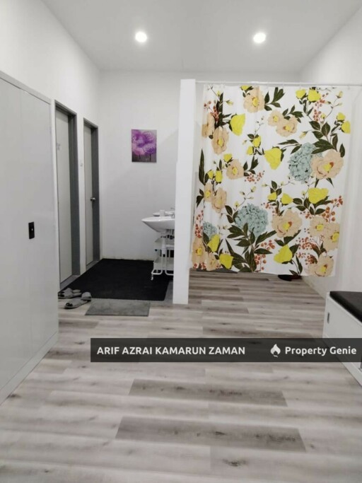 [High Rental Return] 2-Storey Commercial Shop Lot at Plaza Crystalville, Cyberjaya | RM2,000,000 (Negotiable)