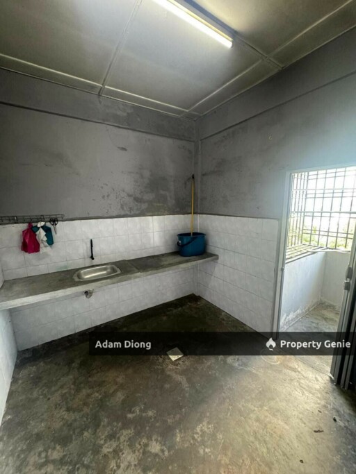 Jalan Bayan 61 Taman Megan Ria @ FLAT