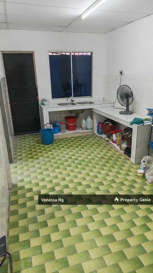 Taman Sri Muda (3 Storey Terrace House), Shah Alam For Sale
