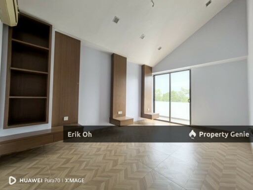 Luxury 3-Storey Corner Bungalow with Pool @ Twin Palm Sungai Long- For Sale