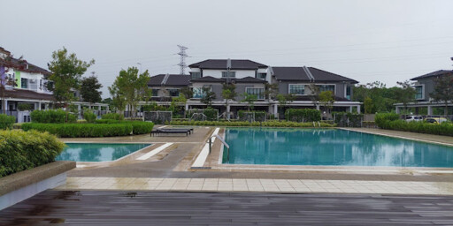 One Residency Garden and Courtyard Villas