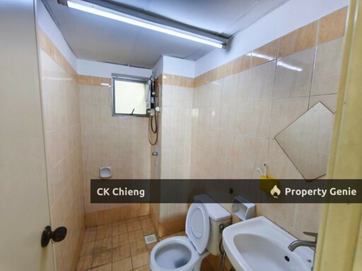 Suriamas Condo Rent, Partly Furnished 4 Rooms, Bandar Sunway PJS10