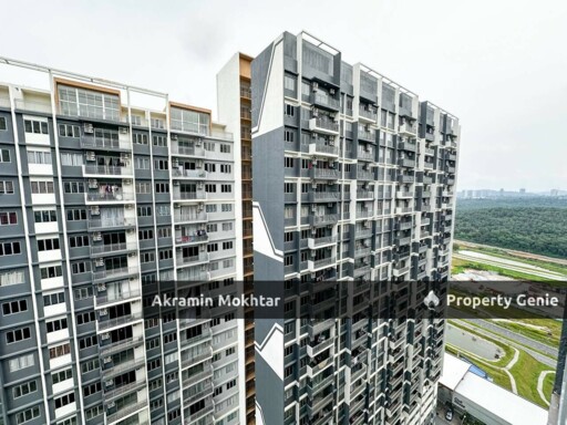Freehold, Partially Furnished & 2 Covered Parking | Residensi Adelia 3 @ Bangi Avenue, Kajang