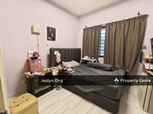 2 Bedrooms Apartment at Permas Jaya for Sale