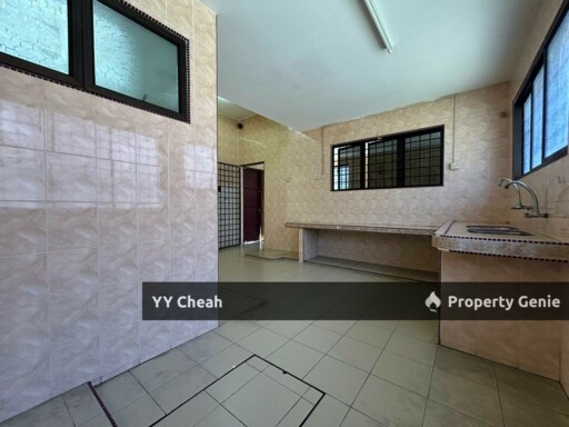 Pasir Puteh, Ipoh Two Storey semi-D For Sale, Freehold, Strategic