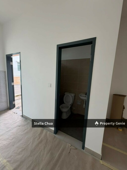 Double Storey House for Sale Dato Onn Bandar Perjiranan 14