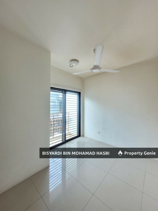 Non Bumi Lot 2 STOREY TERRACE, TAMAN SAUJANA KLIA SEPANG.