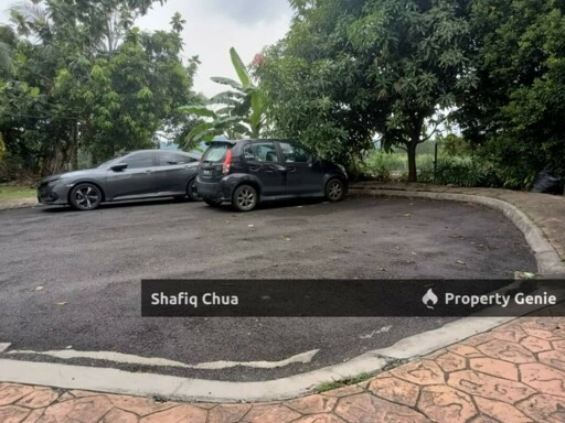 Corner Unit 3 Storey Semi-D Cluster Subang U9, Shah Alam For Sale