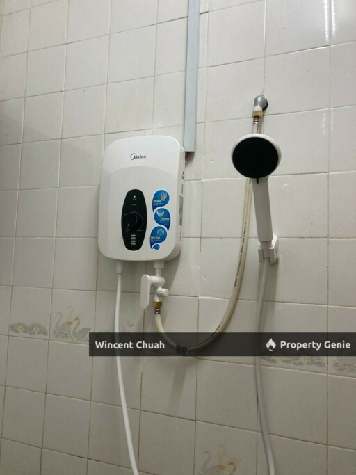Palm Court Condo, Brickfield Renovated and Fully Furnished