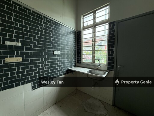 Taman Tanjung Minyak Perdana , Melaka - 1 Storey Terrace House | Bare Unit | 24 x 80 | Serious Owner , View To Offer