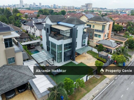 Renovated & Fully Furnished | 3 Storey Bungalow Kristal Court Seksyen 7, Shah Alam