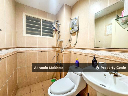 Freehold, Facing Open & Renovated | Double Storey Terrace Bandar Kinrara 2 BK2, Puchong