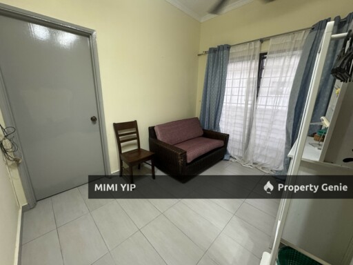2 Storey Terrace Semi-D Bandar Tun Hussein Onn