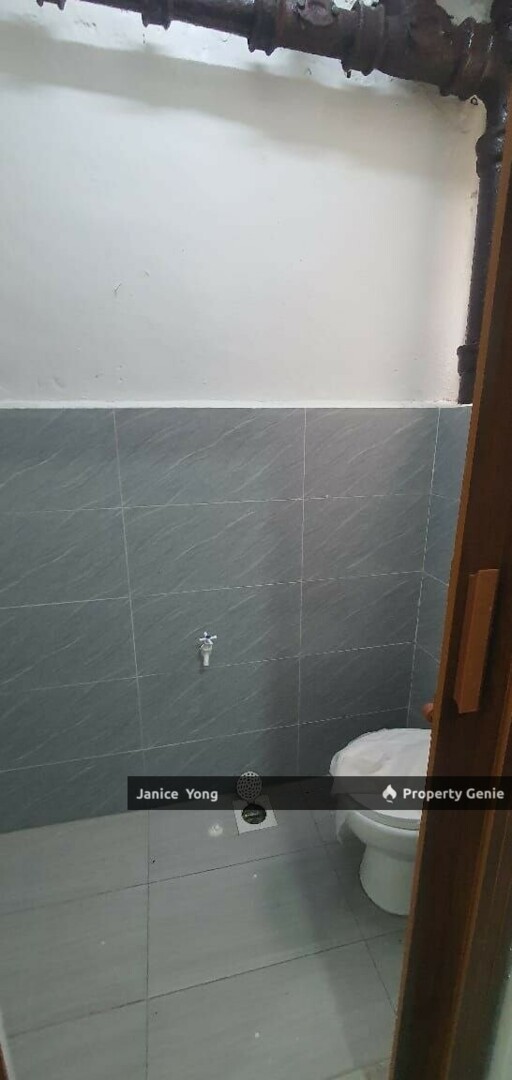 Flat Taman Air Biru Pasir Gudang