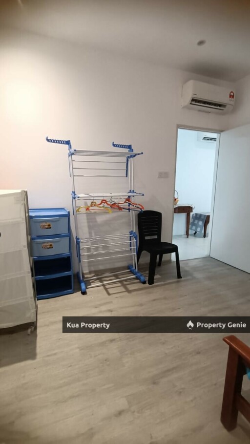 Royal Richmond Gold Apartment For Rent! at Richmond Hill