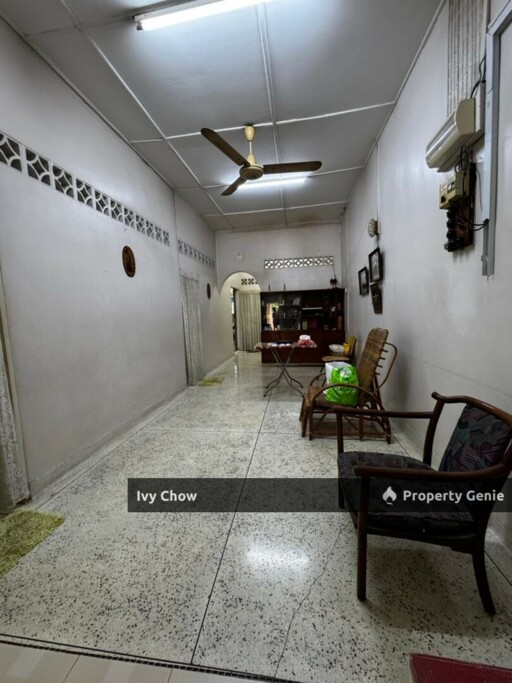 Jalan Muar Single Storey Cornet Lot Sale