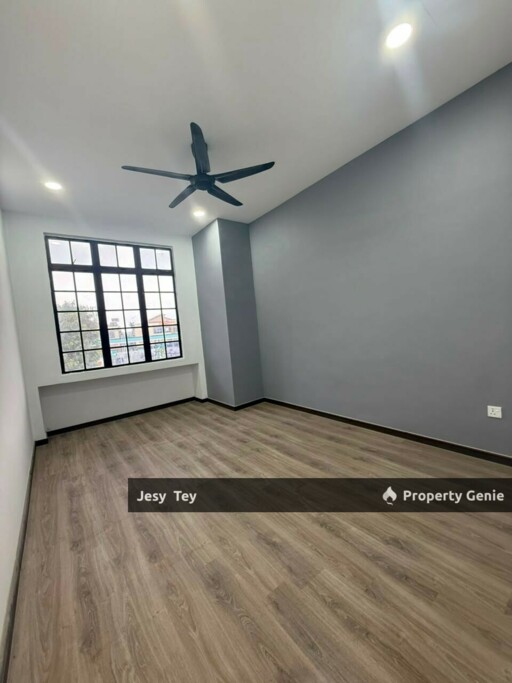 Taman Desa Tebrau Double Storey