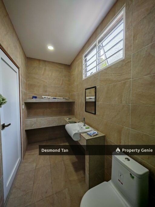 Rimbun Vista ,S2 Heights, Seremban 2 ( End Lot） Renovated
