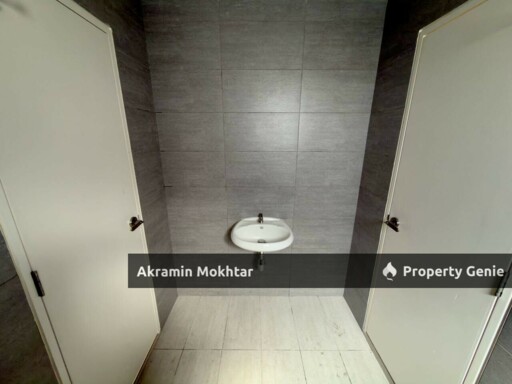 CORNER LOT 3 Storey Terrace Nassim Heights, Taman Ukay Bistari, Ampang Selangor