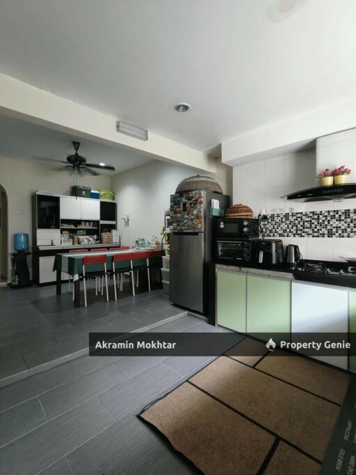 EXTENDED, PARTIAL RENOVATED & FULLY FURNISHED] 1sty Terrace House at Taman Mawar, Puchong Selangor